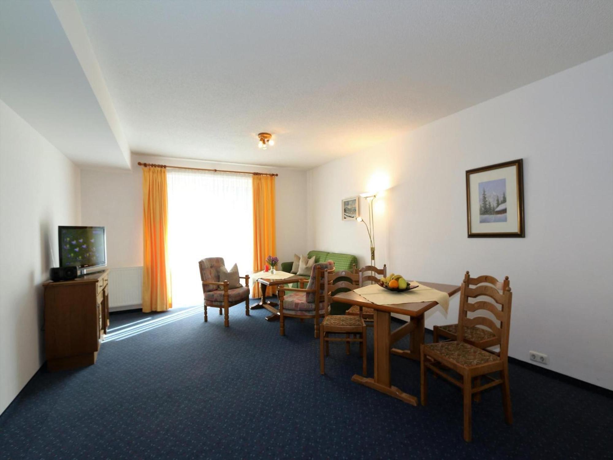 Apartment In Bichlbach At The Lake Buitenkant foto